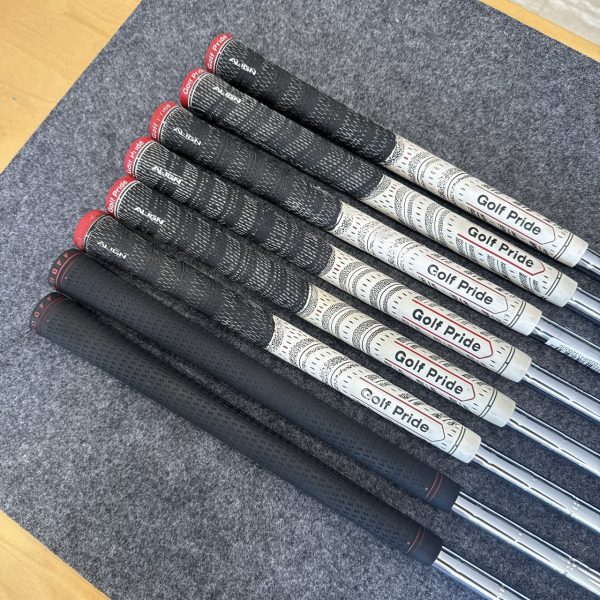 S__83722295_0 (二手) ONOFF TUNGSTEN 5-P A+S (共8隻) 2/110059