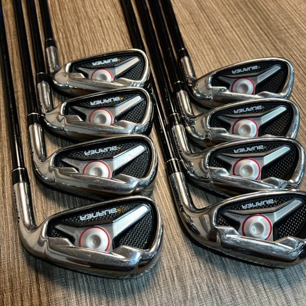 售一套二手TaylorMade BURNER 新手套桿組 0001